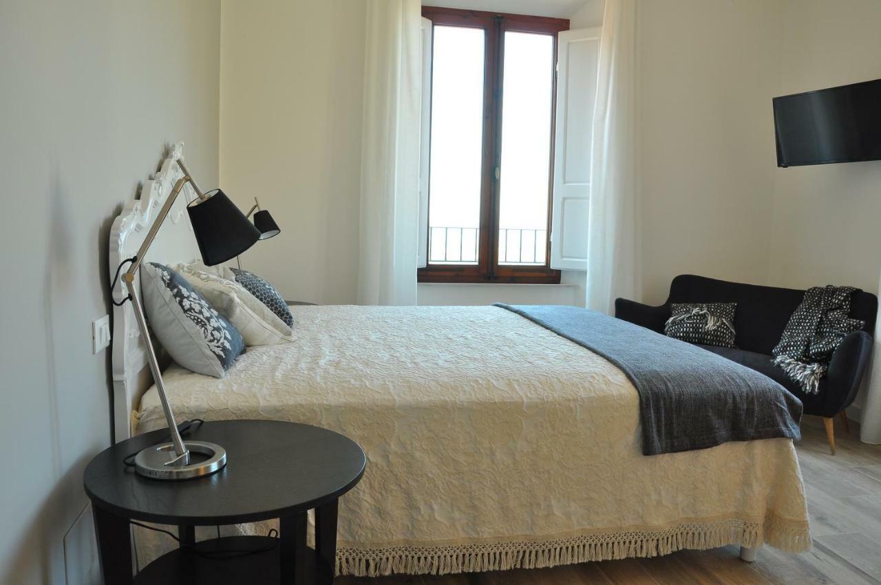 Al 32 B&B Massa Marittima Exterior photo